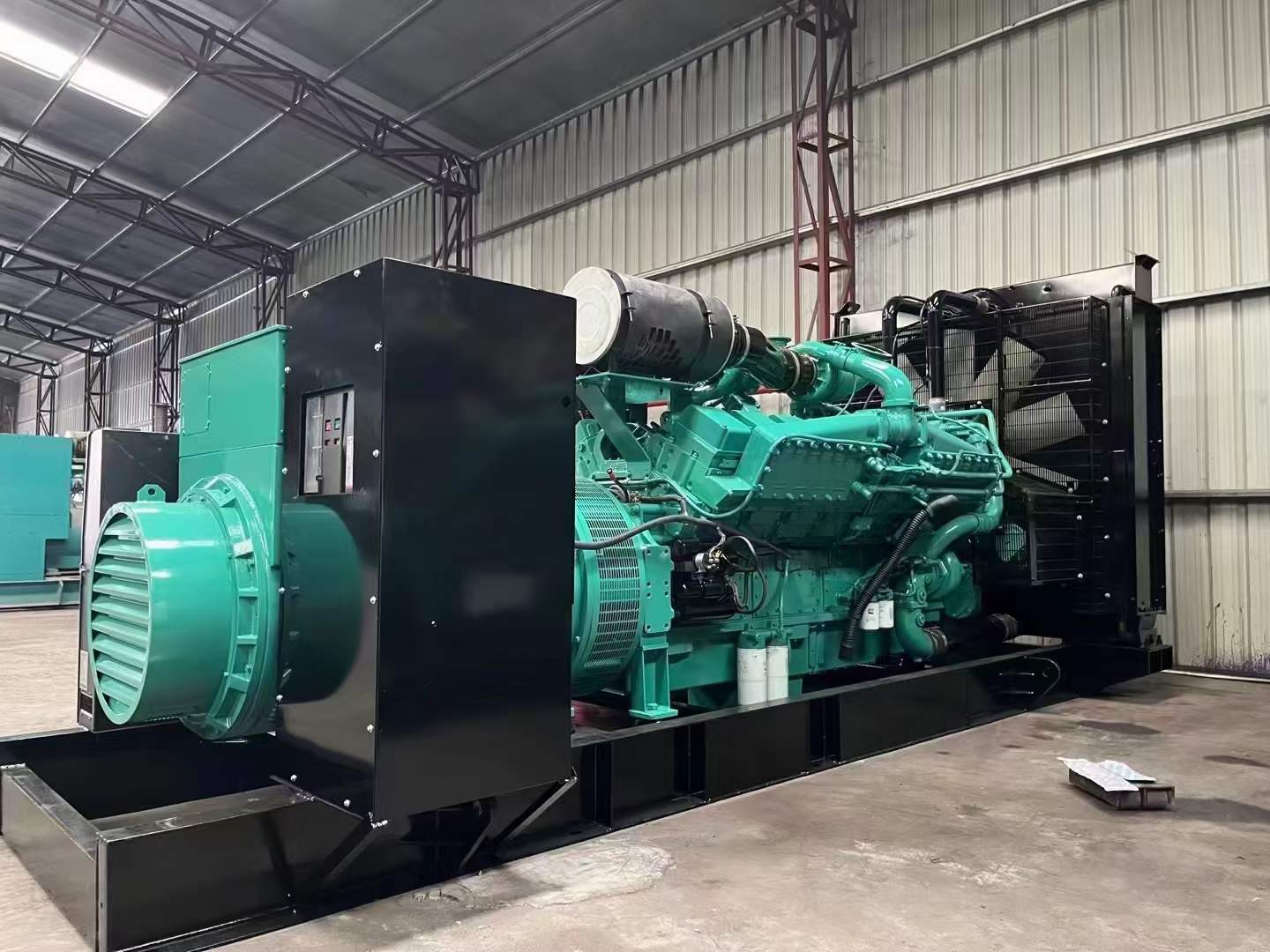 乐安如何降低 800kW 柴油发电机输出电流的波动？